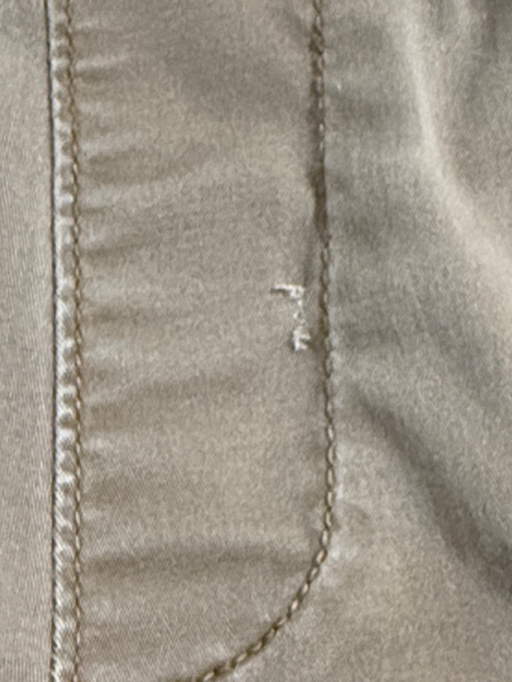 Hollister Men’s Drawstring Chino Shorts in Khaki & Stone - Picture 12 of 16